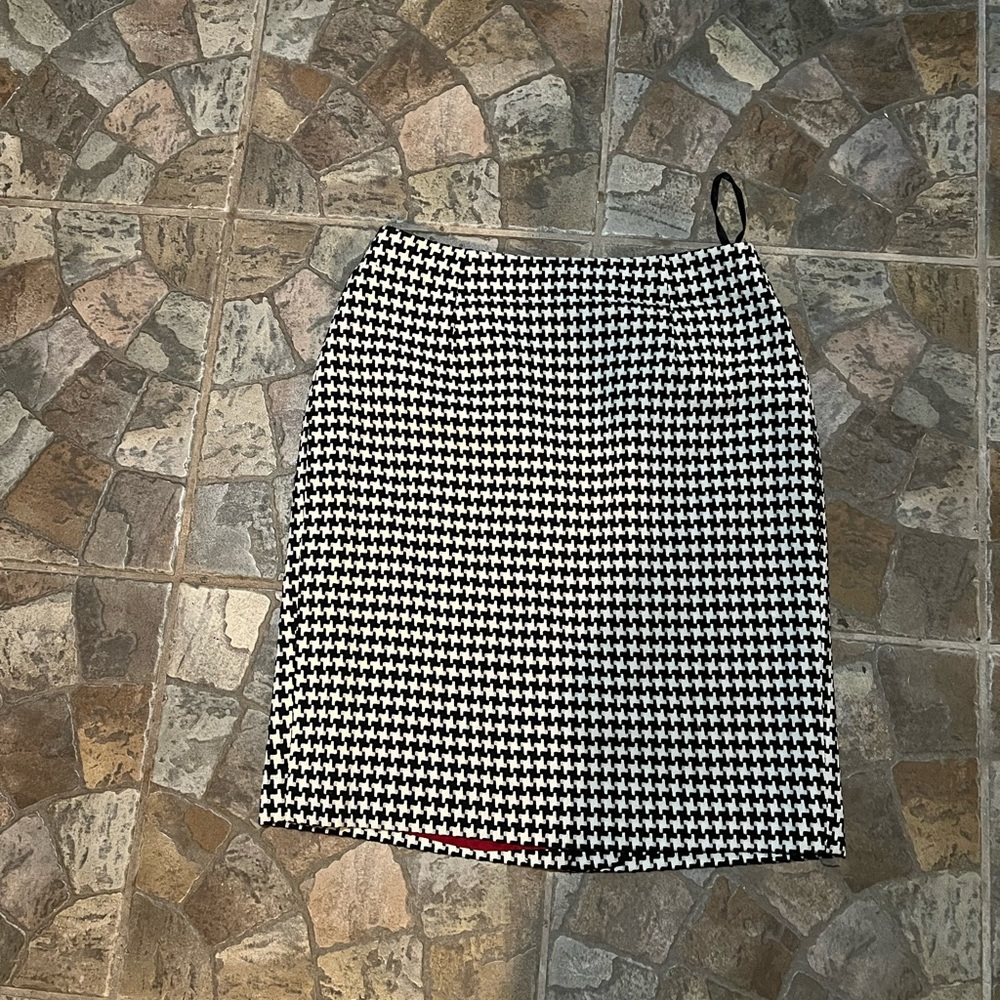 Amanda Smith classic short houndstooth skirt sz 6